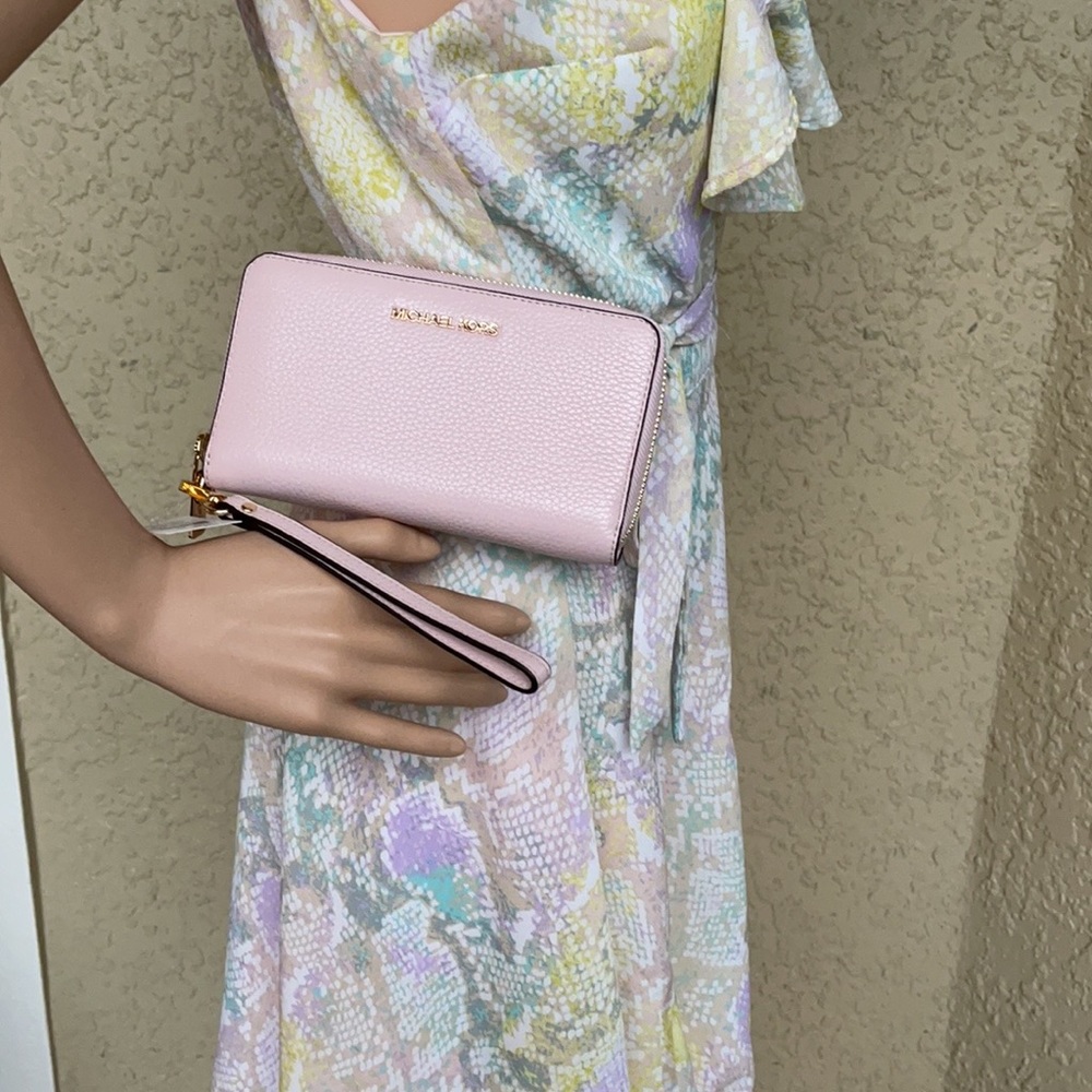 Michael Kors Jet Set Travel LG Flat MF Phone Case - Picture 4 of 16